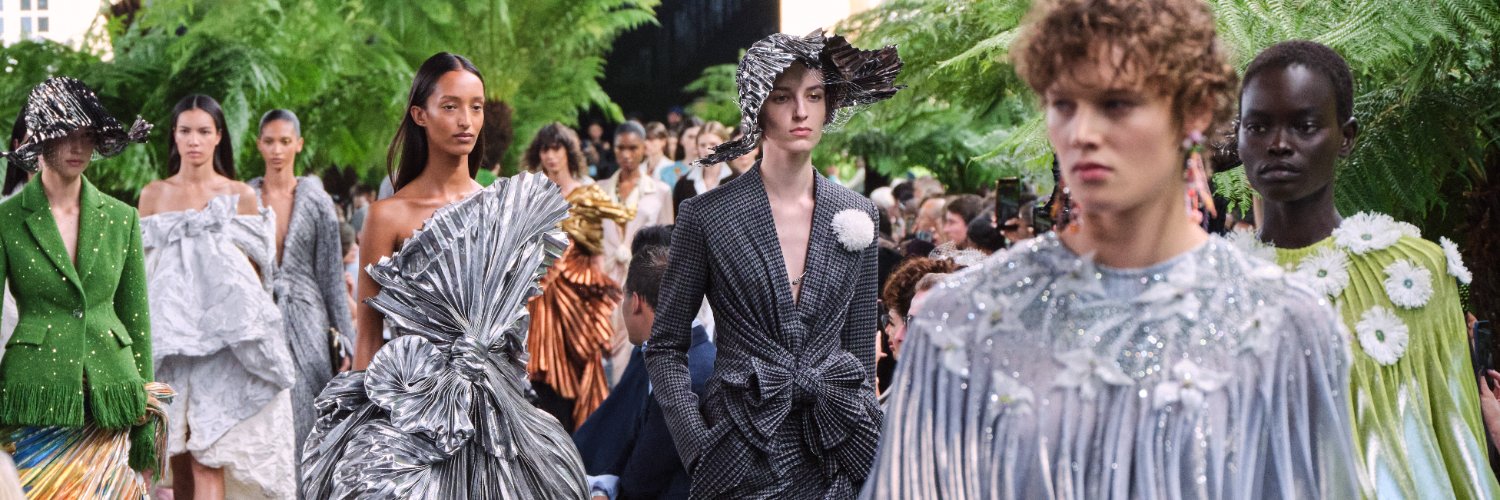 Dior's banner