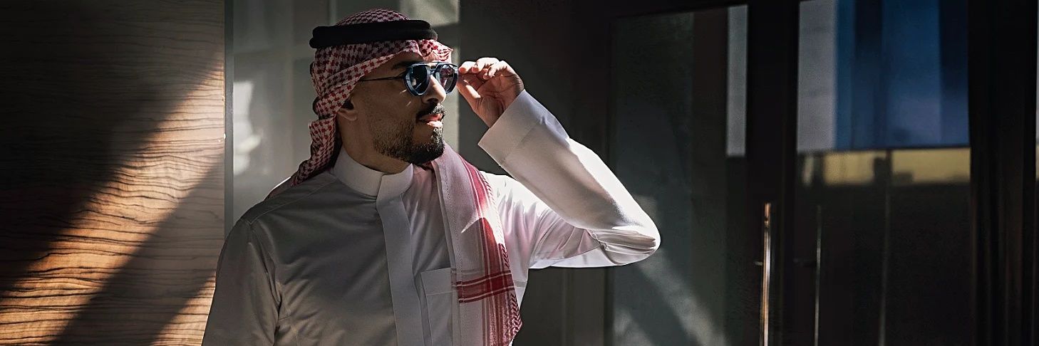 الشاعر عبدالله الملحم's banner