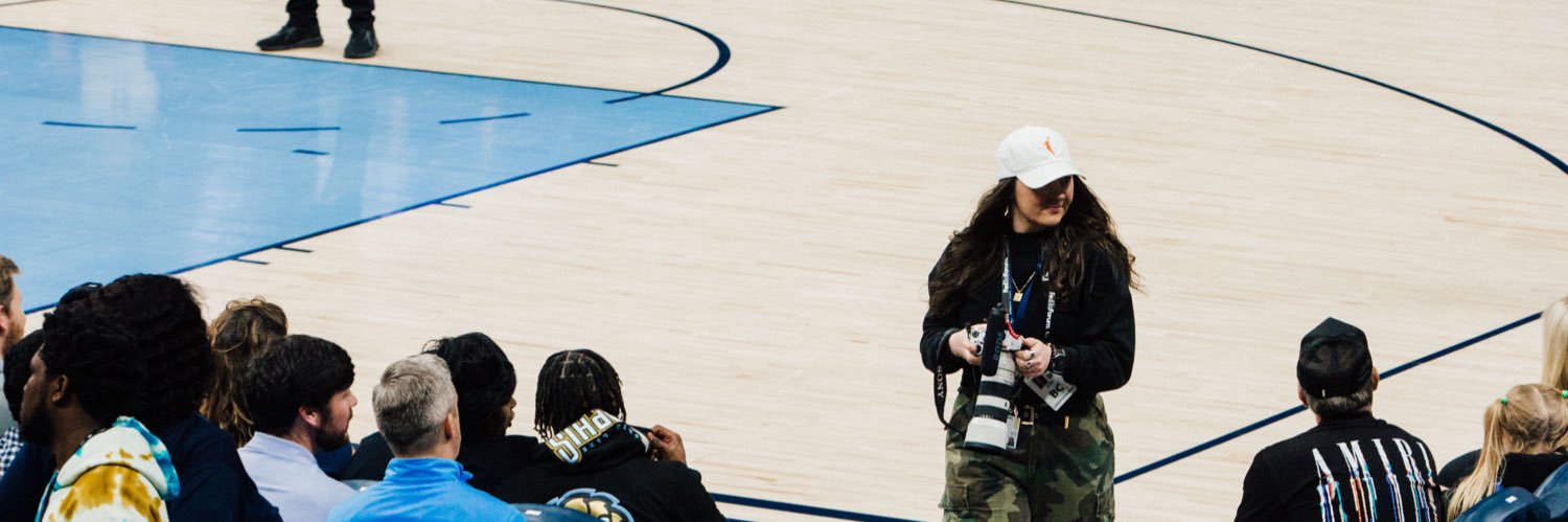 Lexi Ross 📸's banner