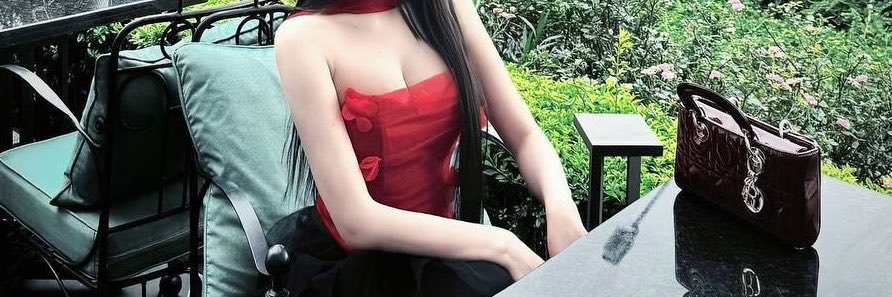 Hoài Thu Trần's banner