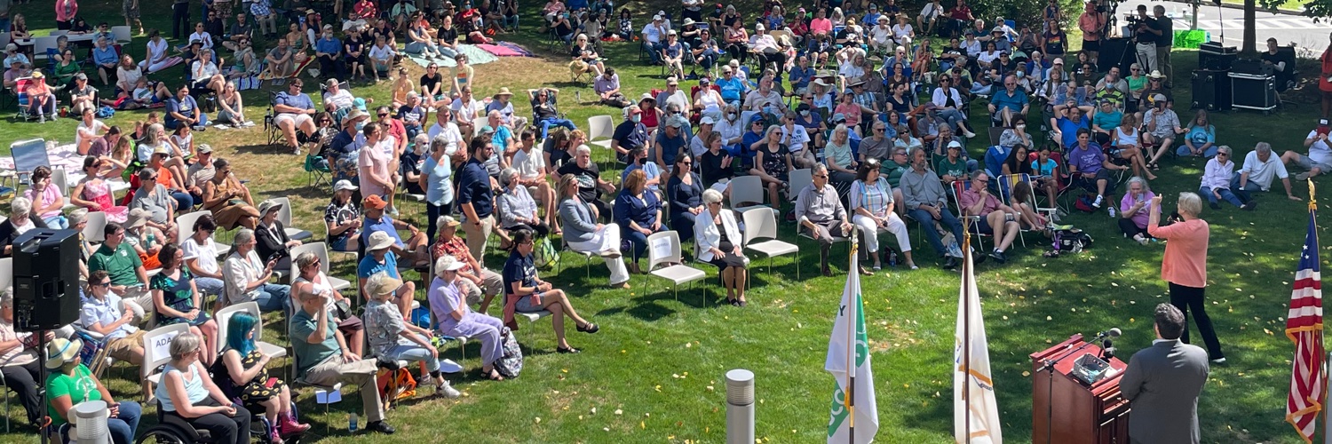 Elizabeth Warren's banner