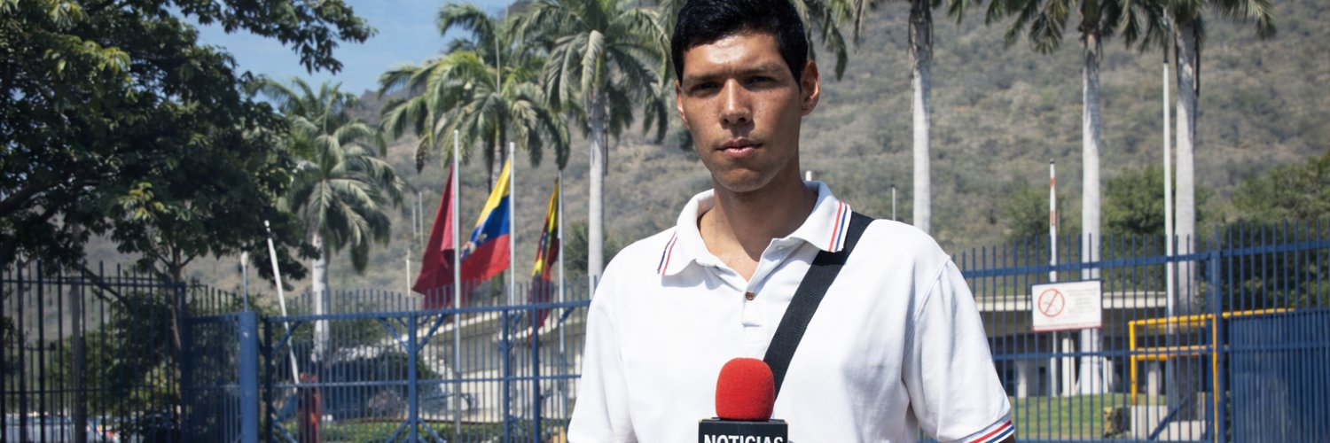 Luismir Carreño's banner