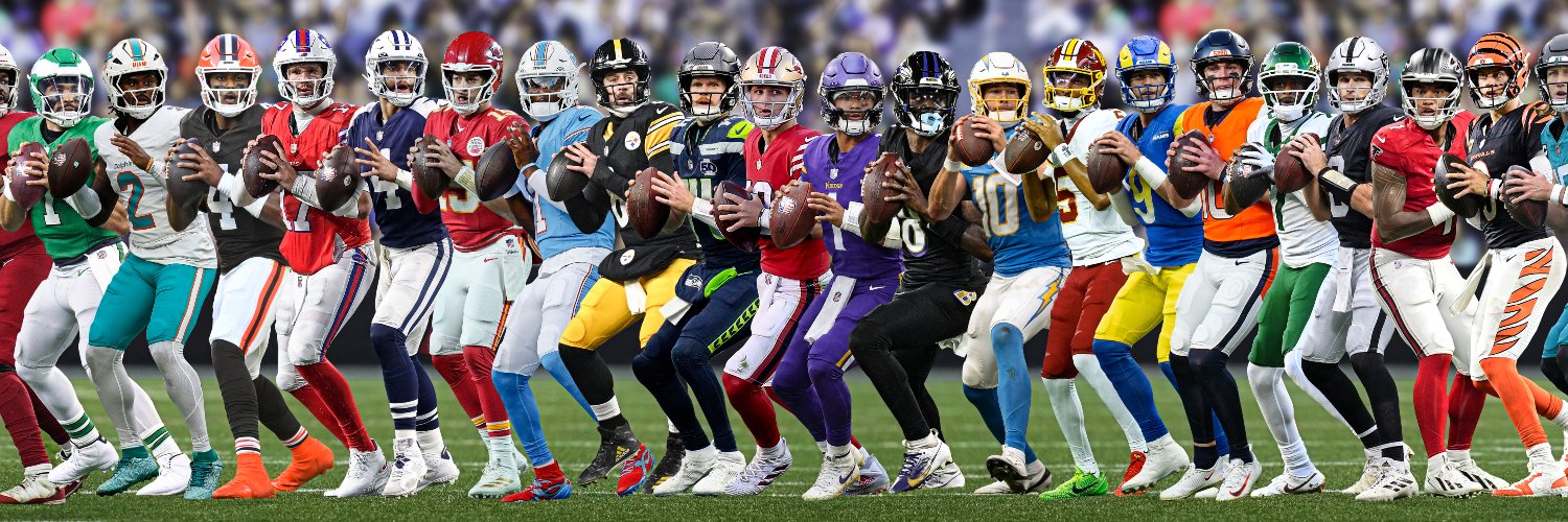 B/R Gridiron's banner