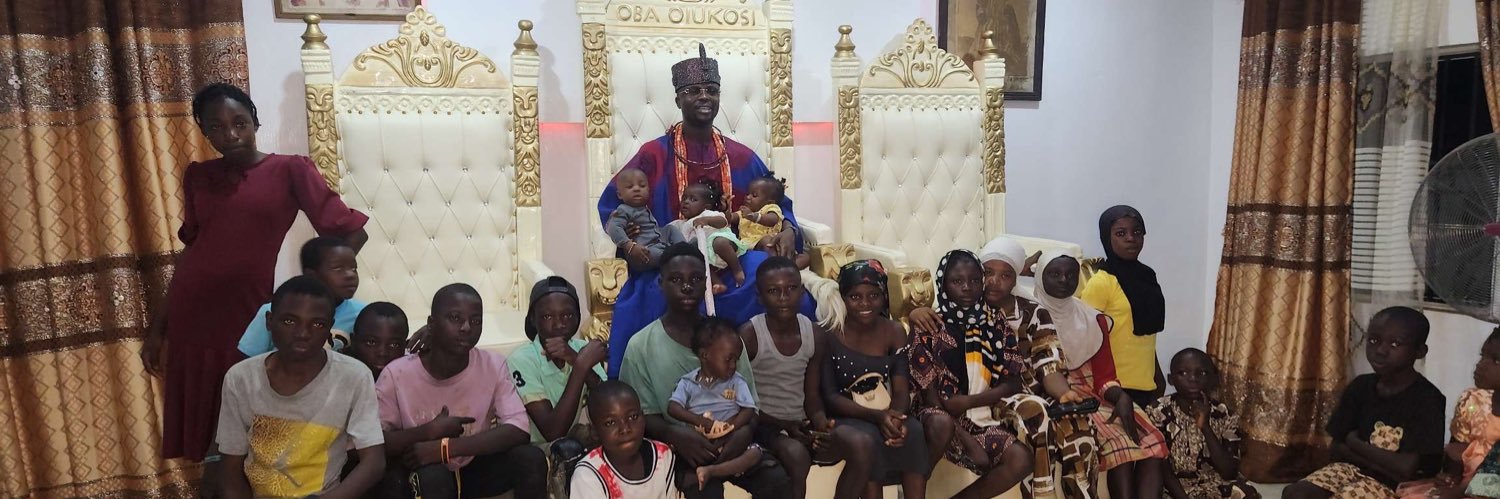 HRM Oba Omotooyosi Bayo M.Akinleye's banner