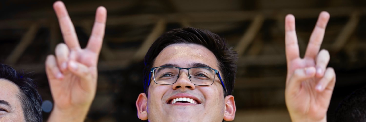 Carmelo Neto's banner