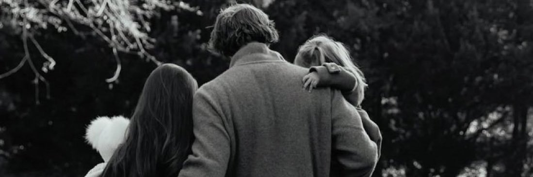 Couple Pics's banner
