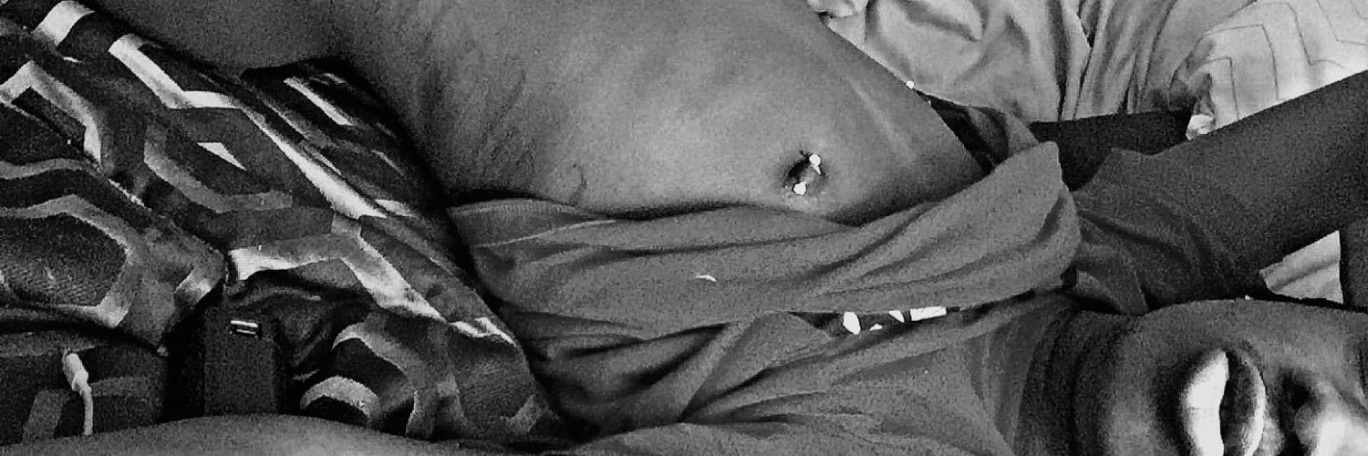 L A L A 🦂's banner