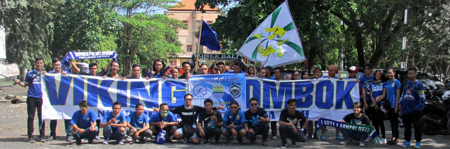 LOMBOK BOYS 33's banner