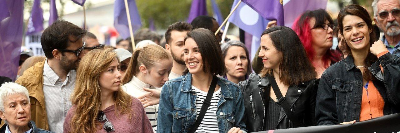 Irene Montero's banner