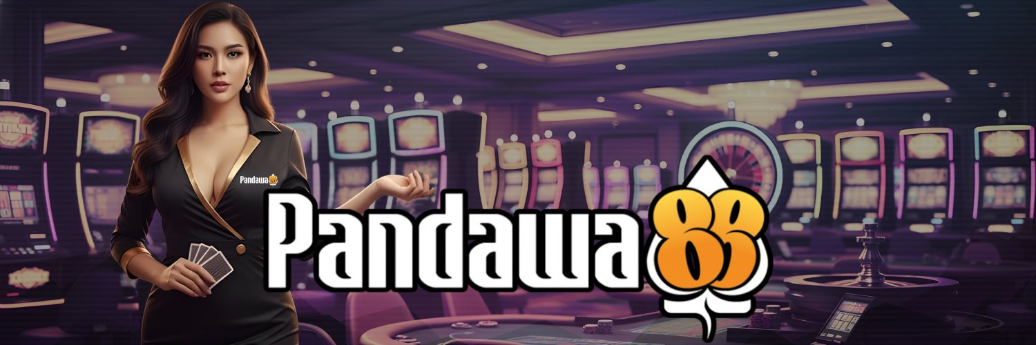 Bella Safira 🐝 - PANDAWA88's banner