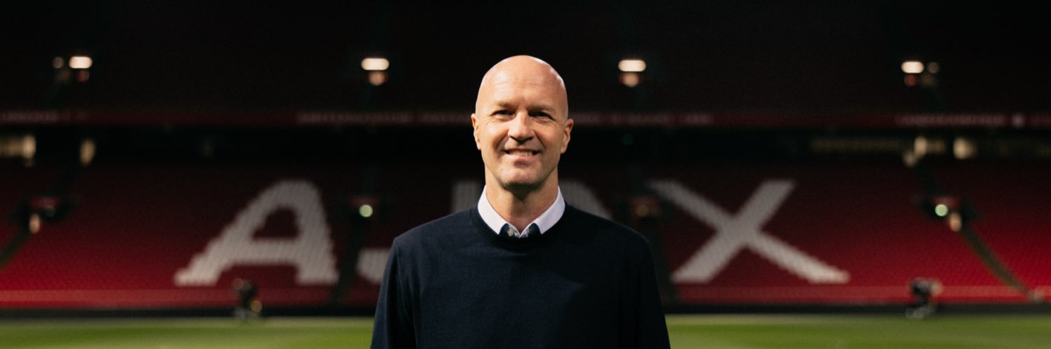 Jordi Cruyff's banner