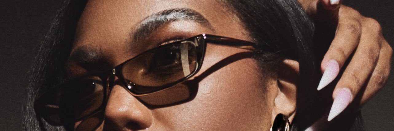 Mya.Curvz's banner
