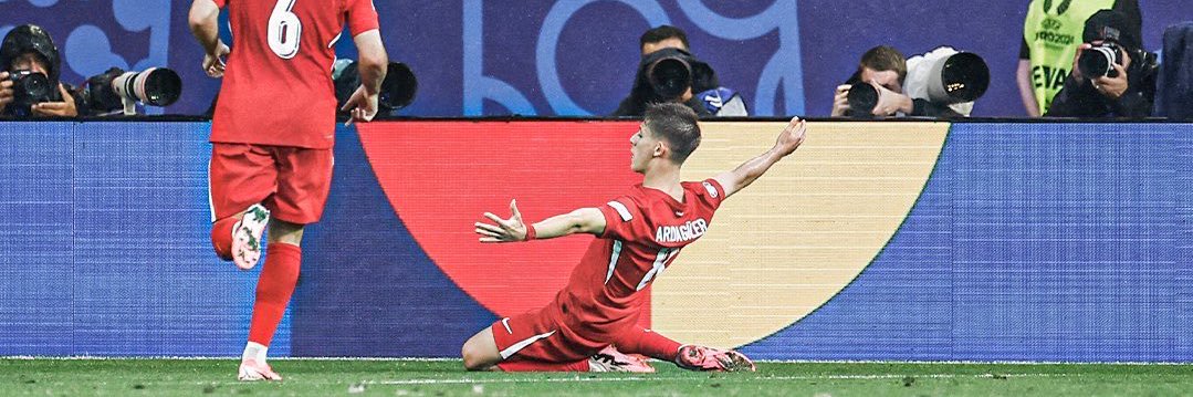 Kısa Paslaşma's banner