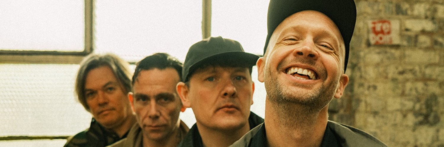 The Twang's banner