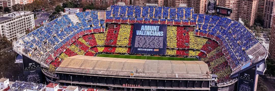 Héctor Gómez's banner