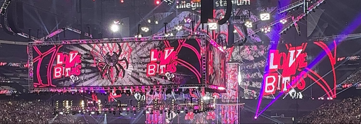 katehausen is all in 💖🕸️'s banner