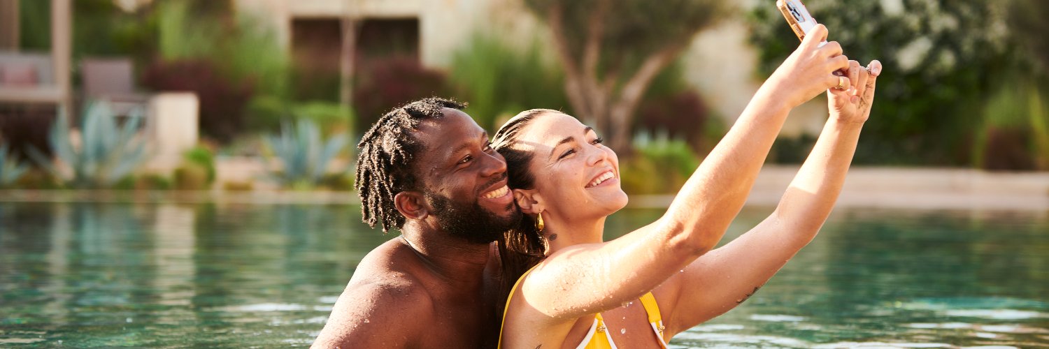 loveholidays's banner