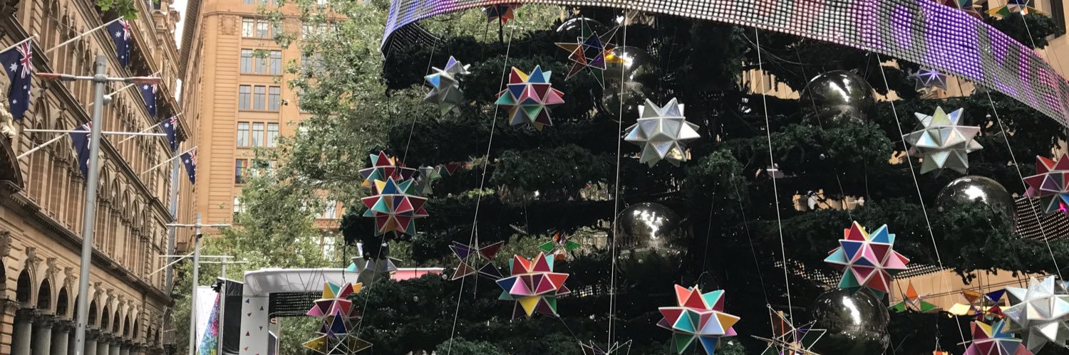 Lola's banner