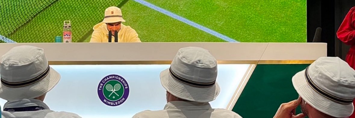 Manuel Sánchez's banner