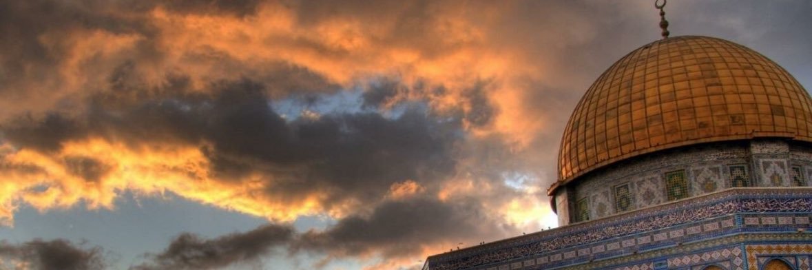 يوسف أحمد الكتيتي's banner