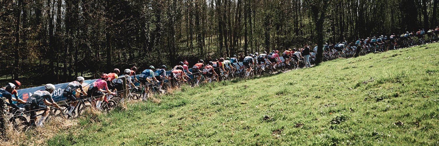 Dwars door Vlaanderen's banner