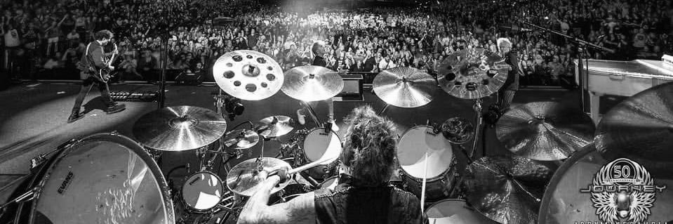 Deen Castronovo's banner