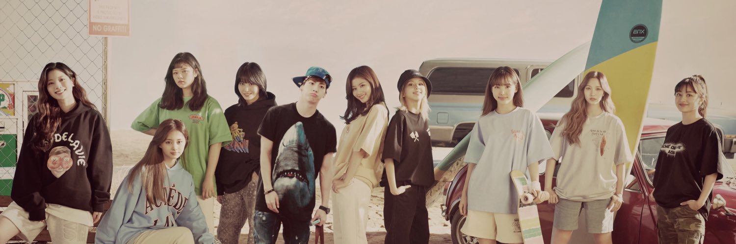 leader of yeondub-pop!'s banner