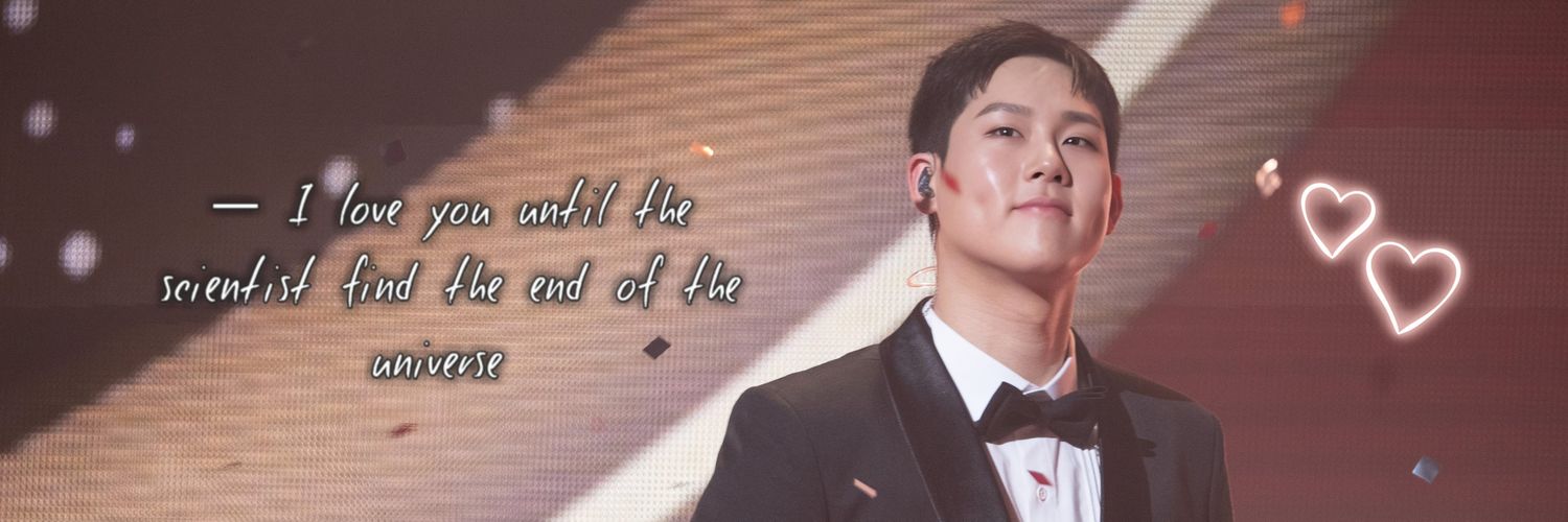Hudi🐝 N THE FRONT's banner