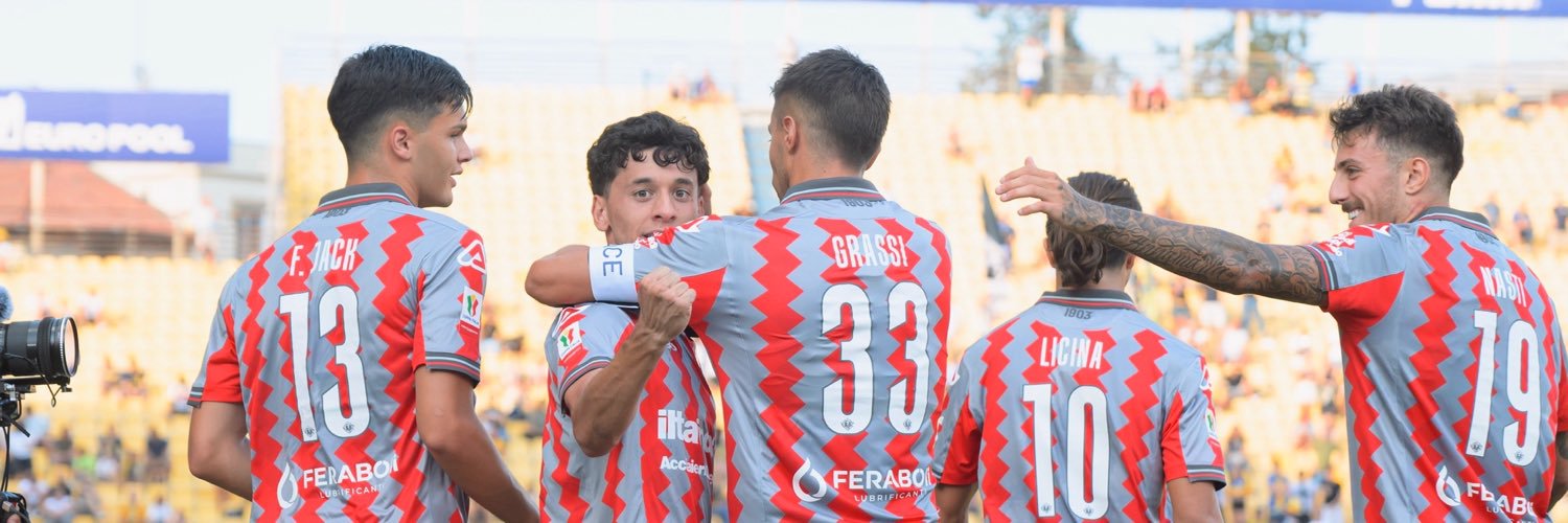 U.S. Cremonese's banner