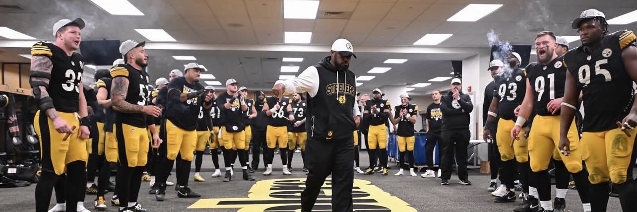 love you coach T🖤💛's banner