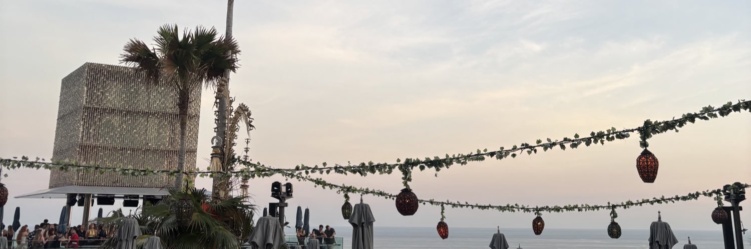 𝐶𝑙𝑒𝑚's banner