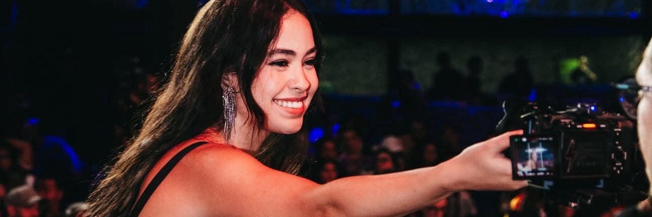 Bruna Balbino 🎤's banner