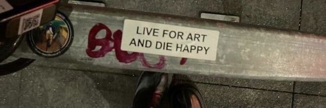 lou's banner