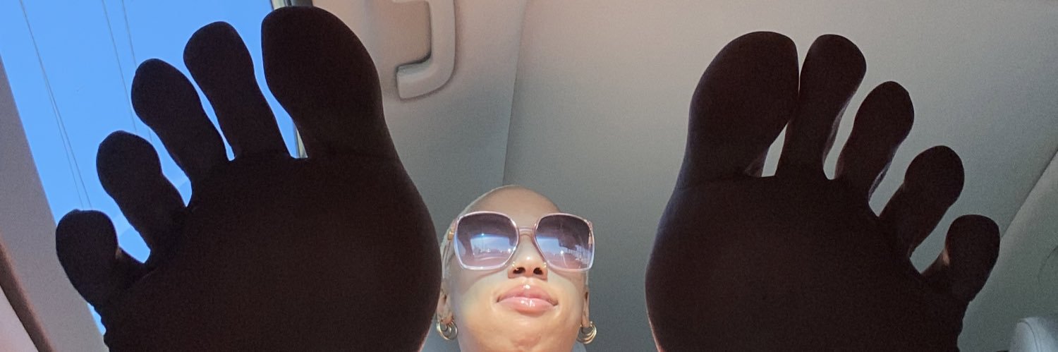 BOSSY FEET✨️'s banner