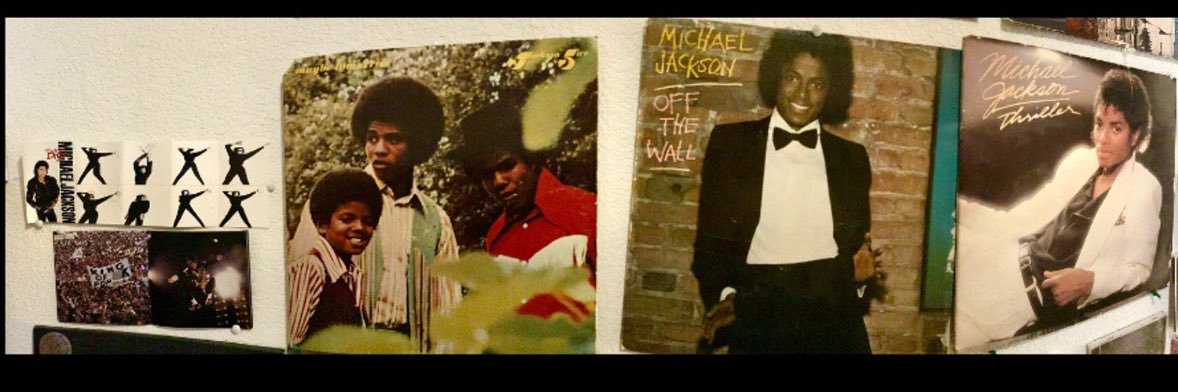 j's banner
