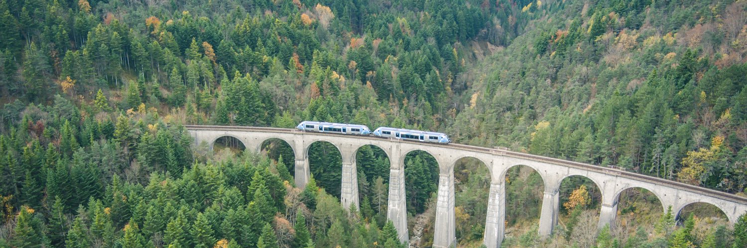 Groupe SNCF's banner