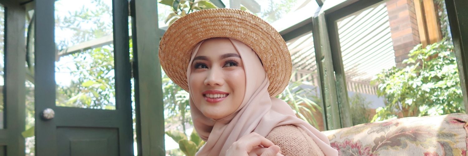 Melody Nurramdhani Laksani's banner