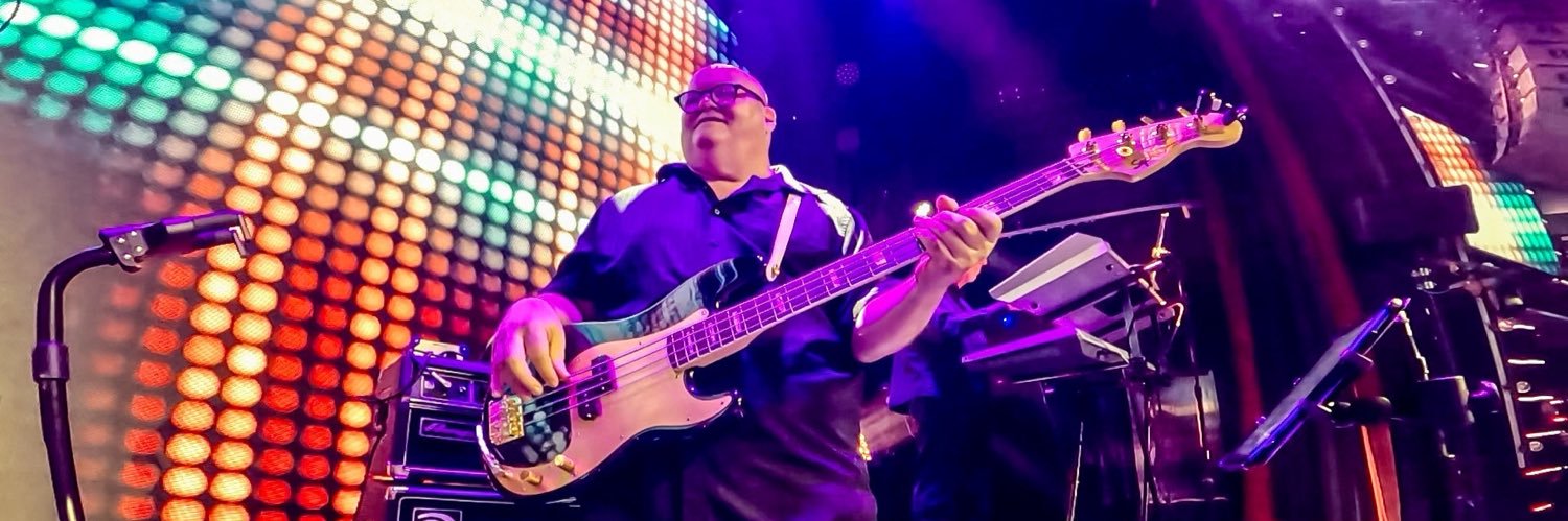 Darrell Craig Harris Pro Bassist/Podcaster's banner