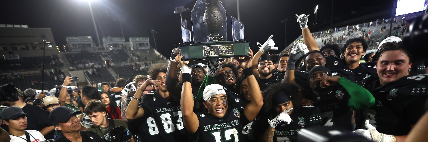 Hawaii Football's banner