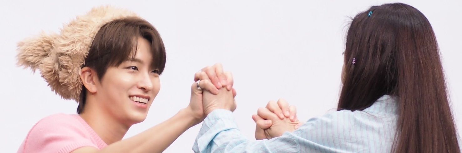 𝙿𝚎𝚊𝚌𝚑𝙾𝚗𝚃𝚑𝚎𝙼𝚘𝚘𝚗💚แม่ที่กล้าหาญ's banner