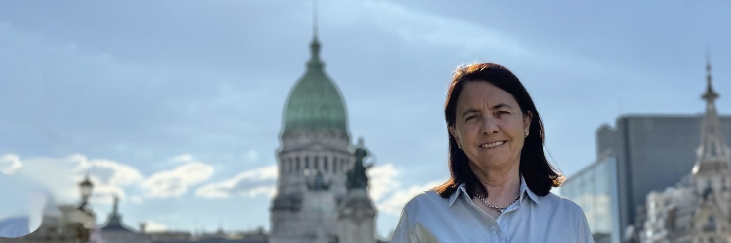 Carmen Álvarez Rivero's banner