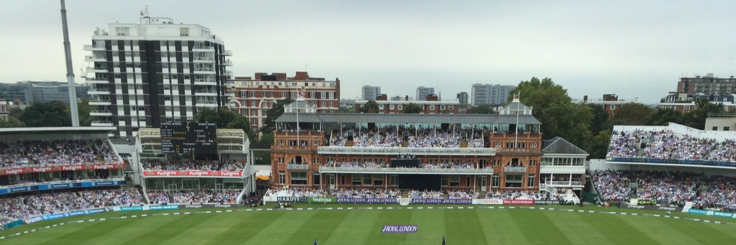 Graeme Swann's banner