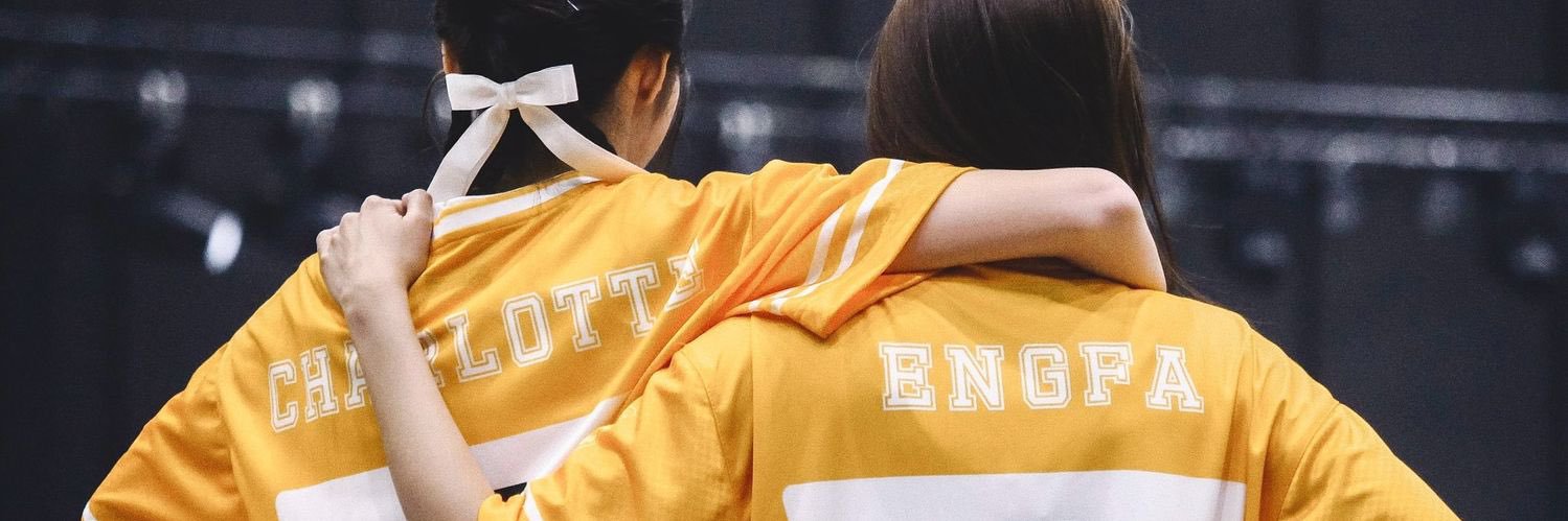 gabs | the water 💧's banner