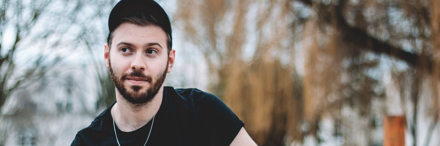 Julien / Newtiteuf's banner