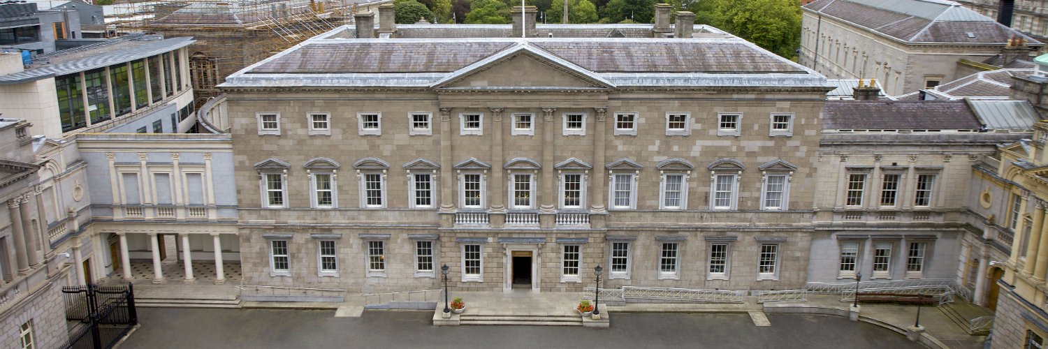 Houses of the Oireachtas - Tithe an Oireachtais's banner