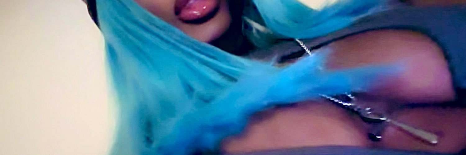 Shit👅's banner