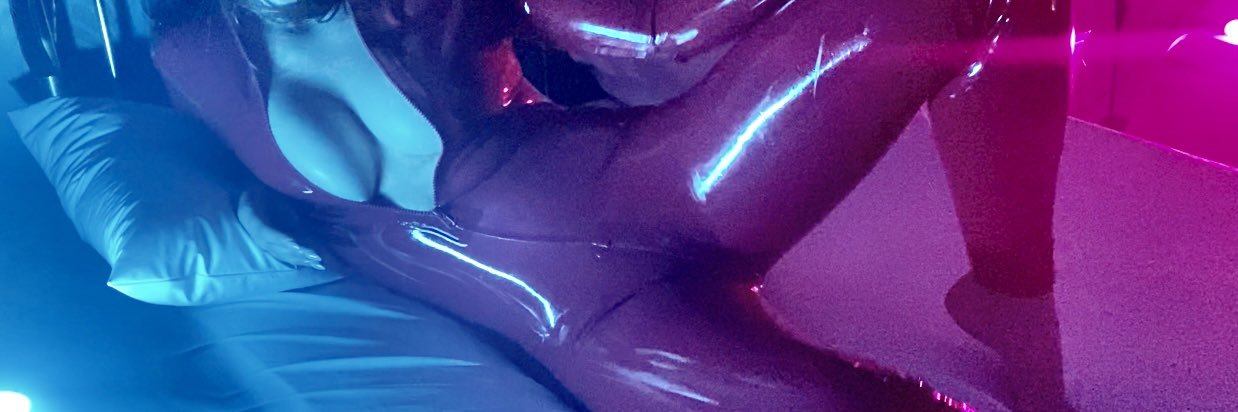 Mistress Akira's banner