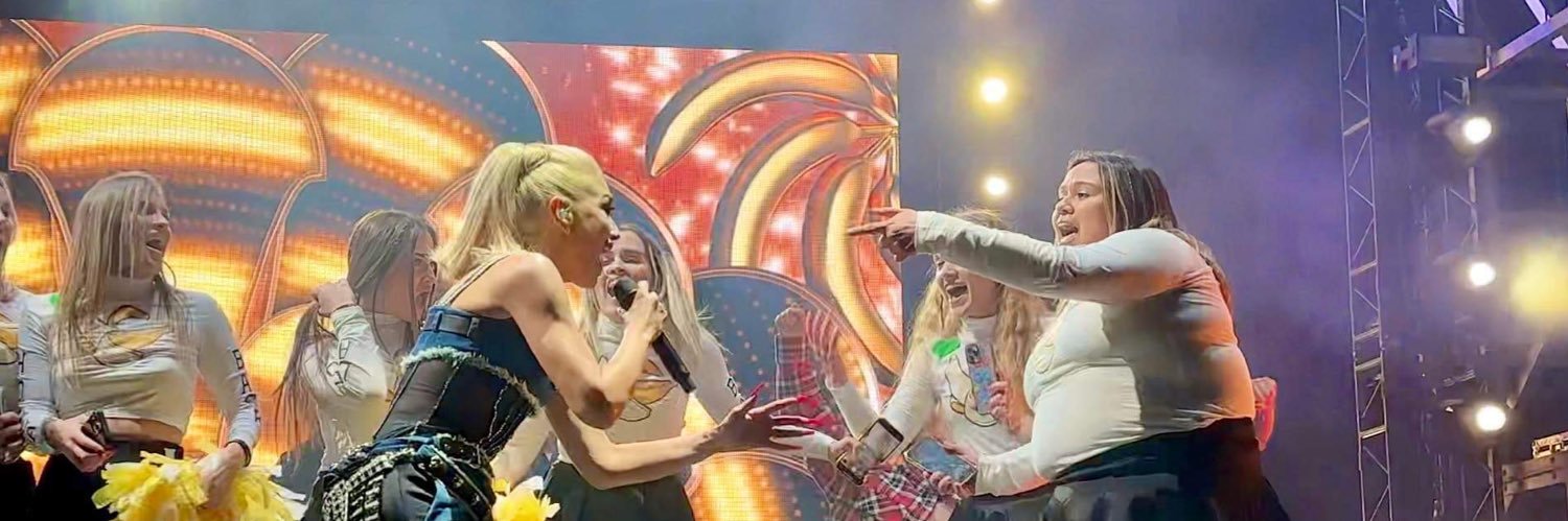 jen 💐's banner