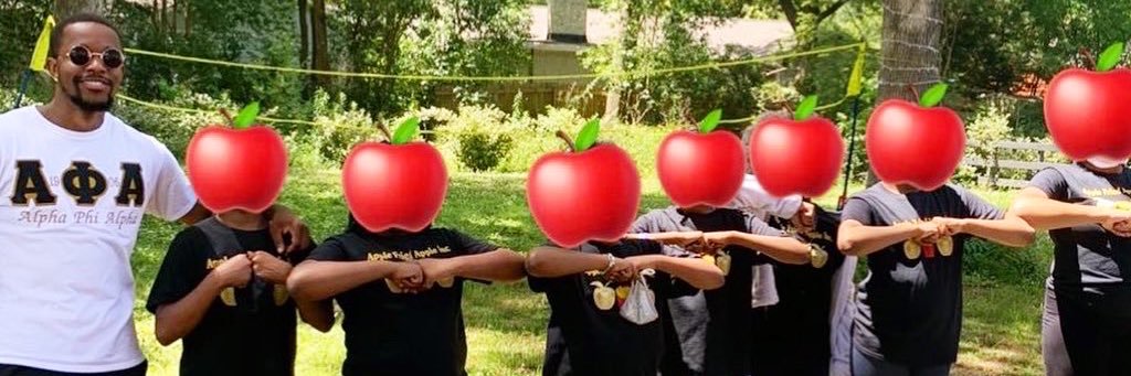 Dee Holt 🍎🍟🍎❄️ ➏'s banner