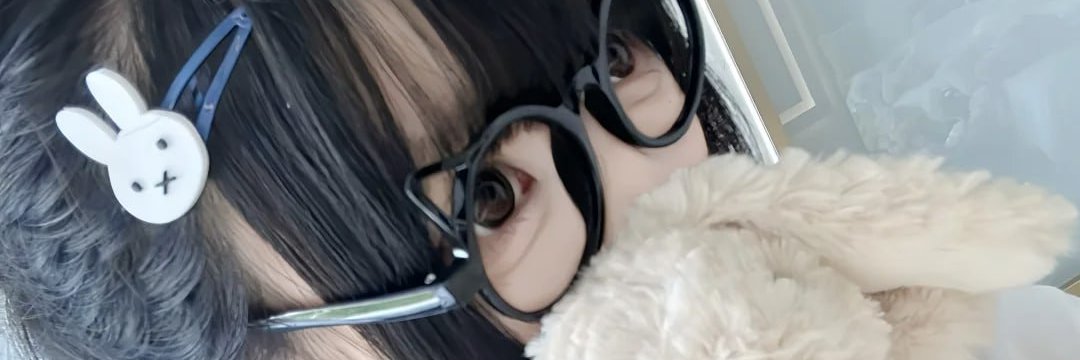 迷尼゛碎花裙❀'s banner